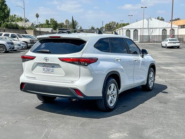 2023 Toyota Highlander LE