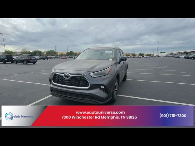 2023 Toyota Highlander XLE