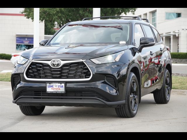 2023 Toyota Highlander L