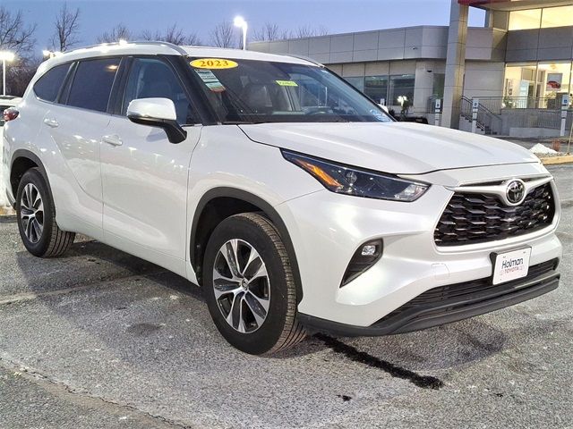 2023 Toyota Highlander L