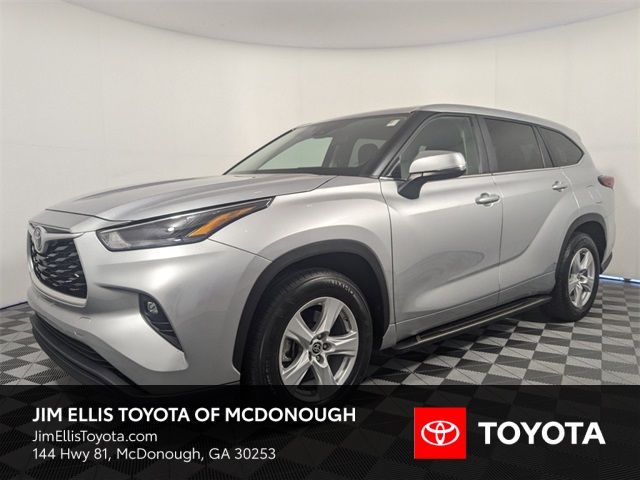 2023 Toyota Highlander LE