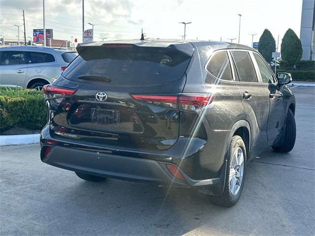 2023 Toyota Highlander L