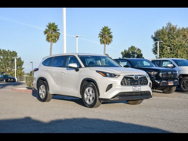 2023 Toyota Highlander L