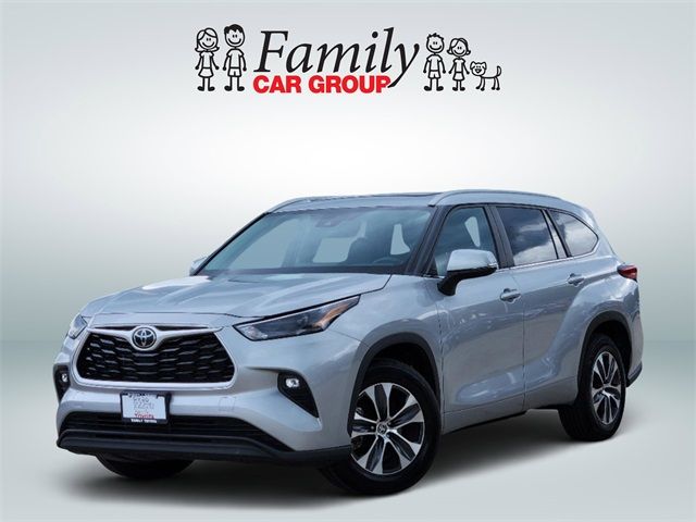 2023 Toyota Highlander XLE