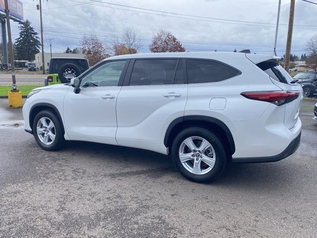 2023 Toyota Highlander L