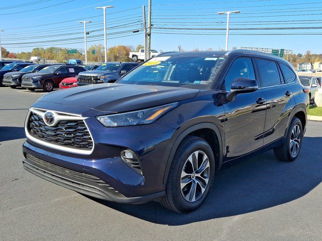 2023 Toyota Highlander XLE