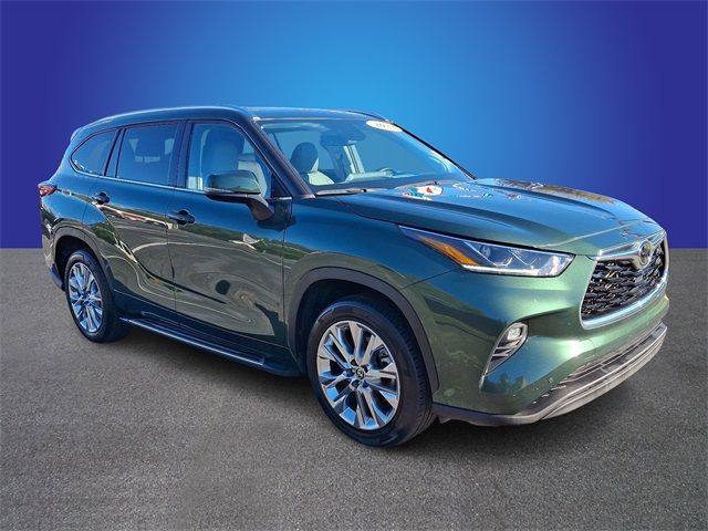 2023 Toyota Highlander L