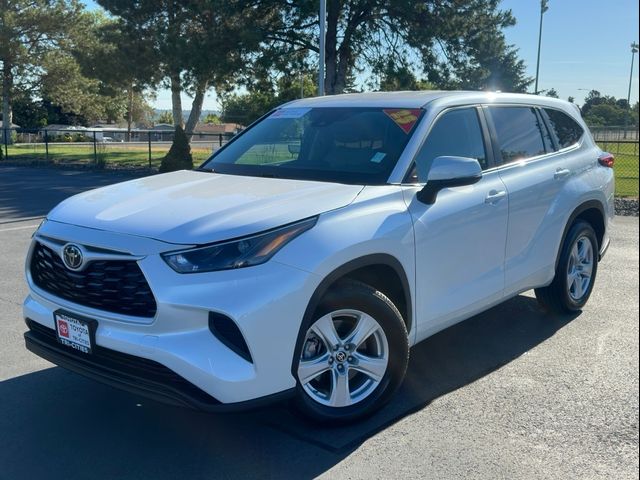 2023 Toyota Highlander L