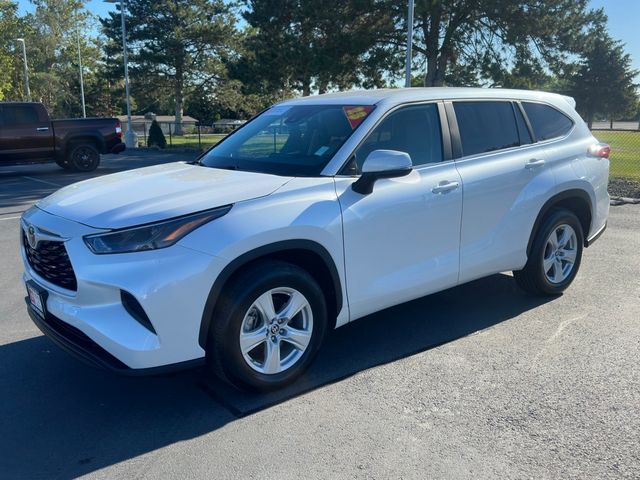 2023 Toyota Highlander L