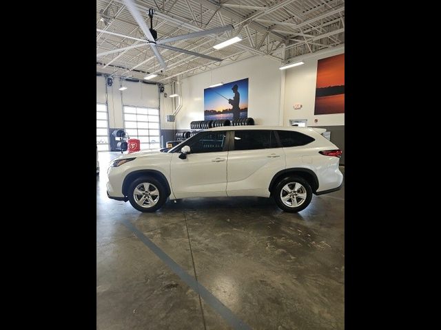 2023 Toyota Highlander L