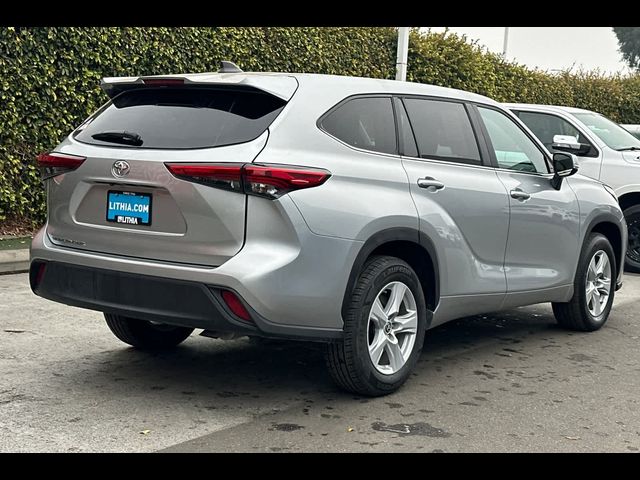 2023 Toyota Highlander L