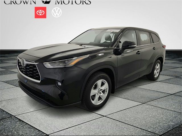 2023 Toyota Highlander LE