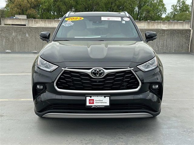 2023 Toyota Highlander Platinum