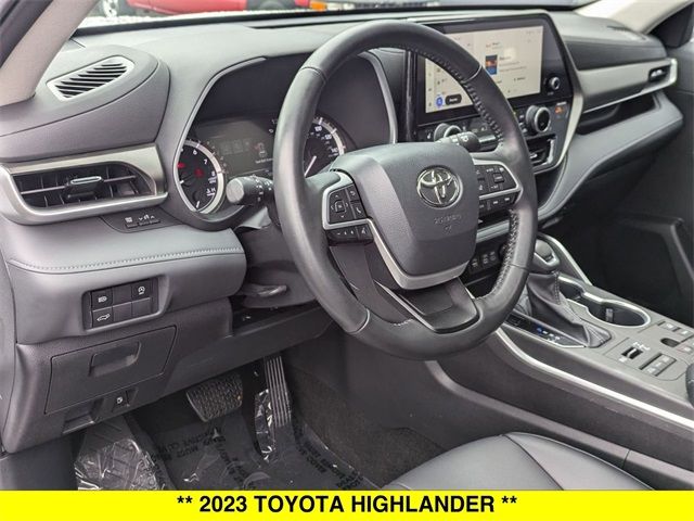 2023 Toyota Highlander L