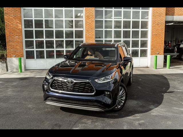 2023 Toyota Highlander Platinum