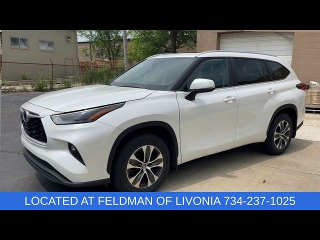 2023 Toyota Highlander L