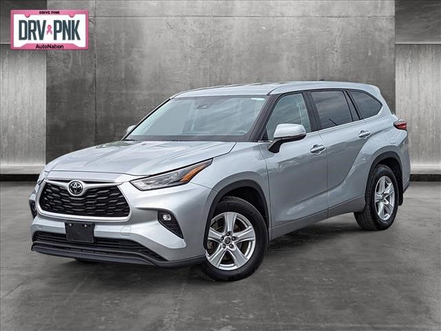 2023 Toyota Highlander LE