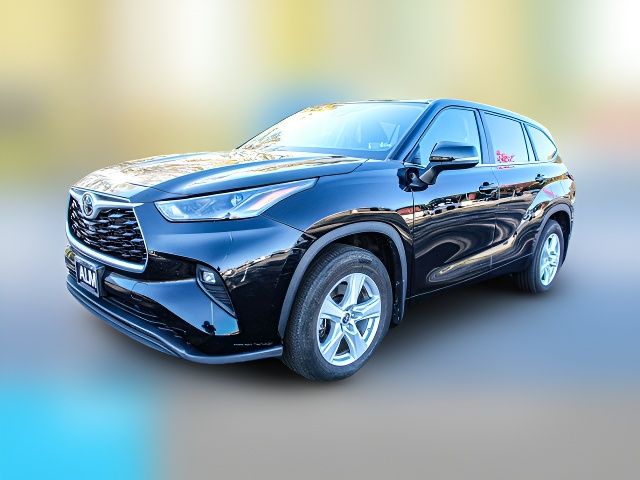 2023 Toyota Highlander L