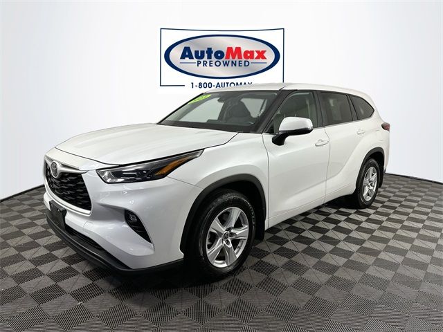 2023 Toyota Highlander LE