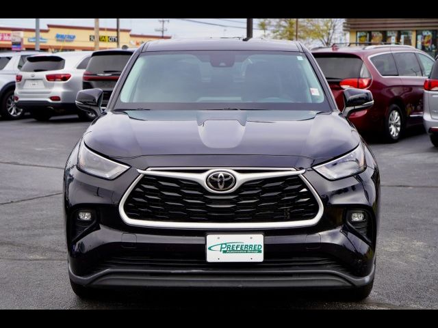 2023 Toyota Highlander LE