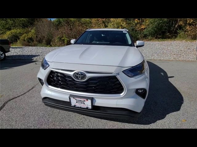 2023 Toyota Highlander L