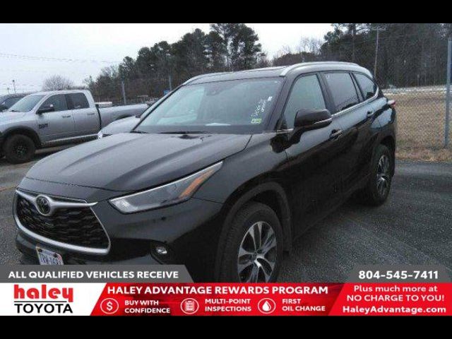 2023 Toyota Highlander XLE