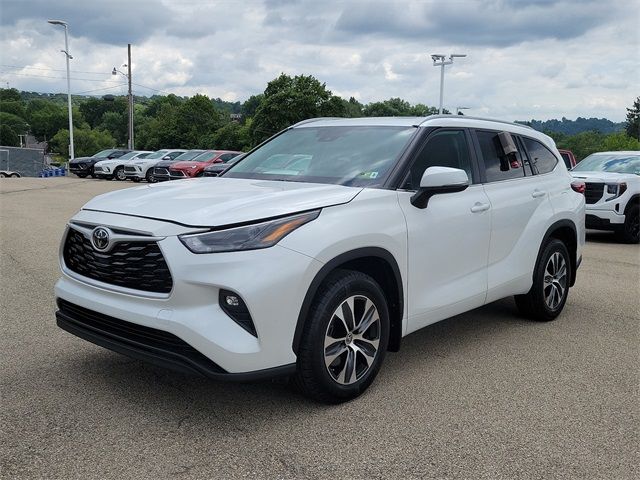 2023 Toyota Highlander L