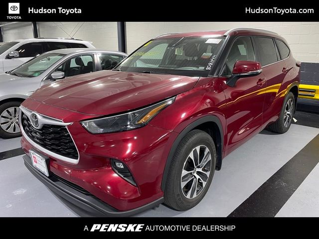 2023 Toyota Highlander L