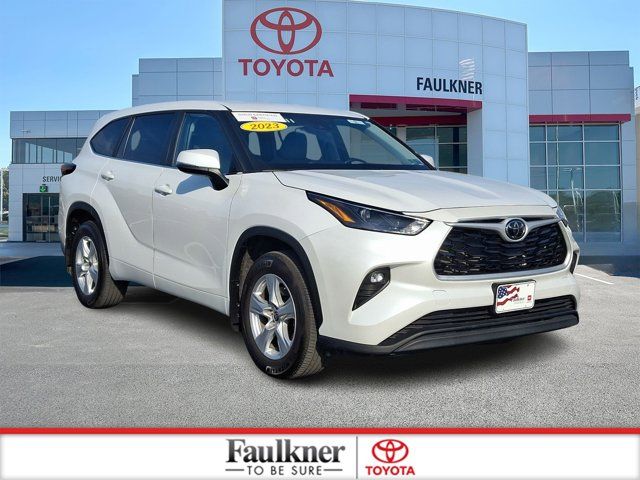 2023 Toyota Highlander LE