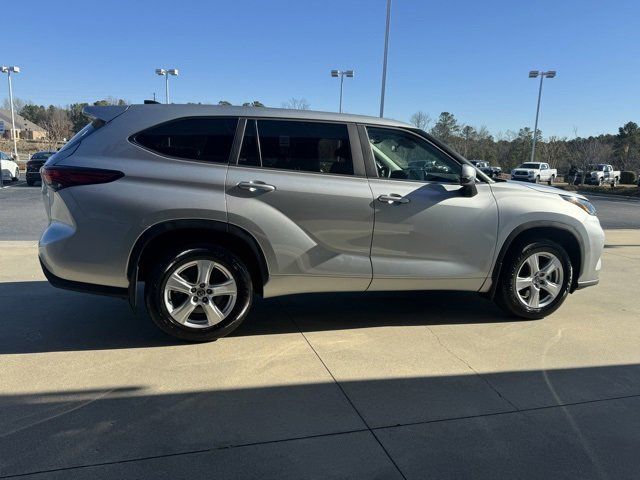 Used Toyota Highlander Near Me | Capital One Auto Navigator