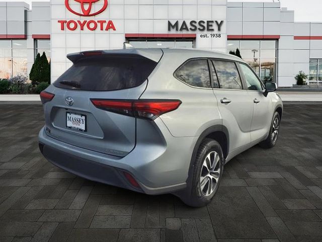 2023 Toyota Highlander XLE