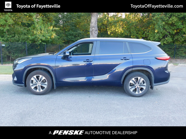 2023 Toyota Highlander L