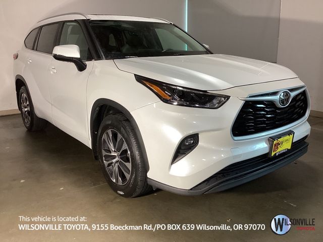 2023 Toyota Highlander XLE