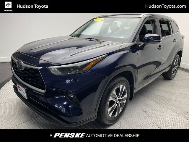 2023 Toyota Highlander L