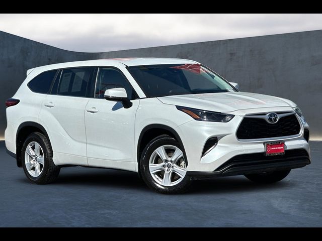 2023 Toyota Highlander L