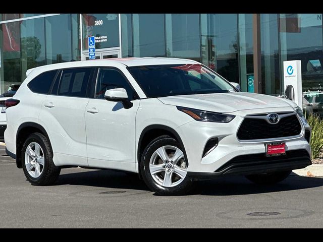 2023 Toyota Highlander L