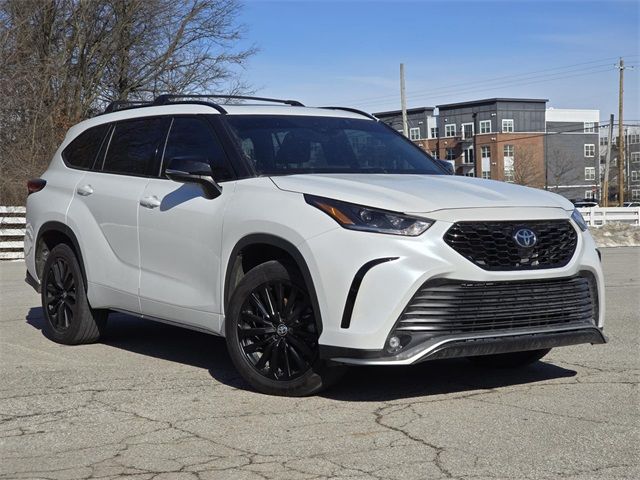 2023 Toyota Highlander XSE