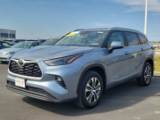 2023 Toyota Highlander XLE