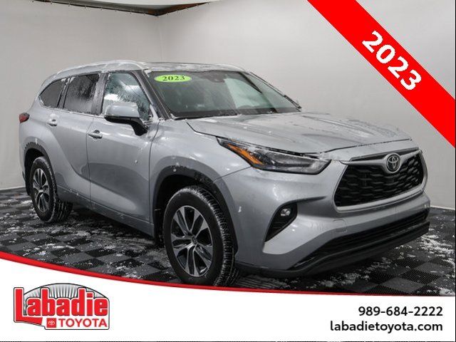 2023 Toyota Highlander XLE