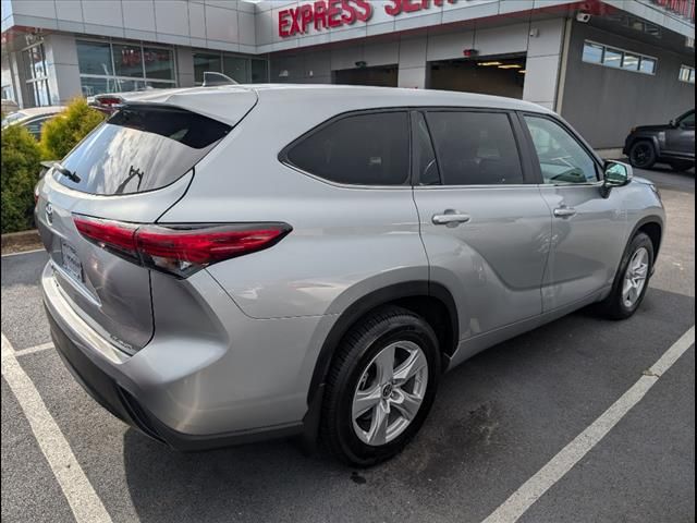 2023 Toyota Highlander LE