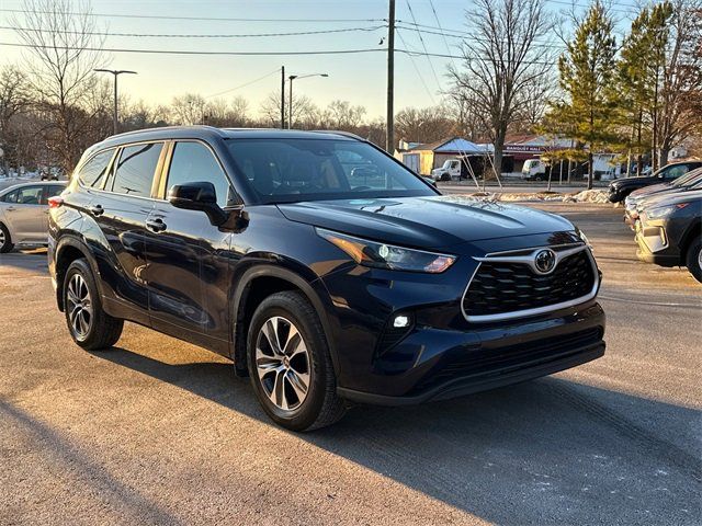2023 Toyota Highlander XLE