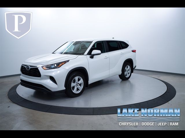 2023 Toyota Highlander L