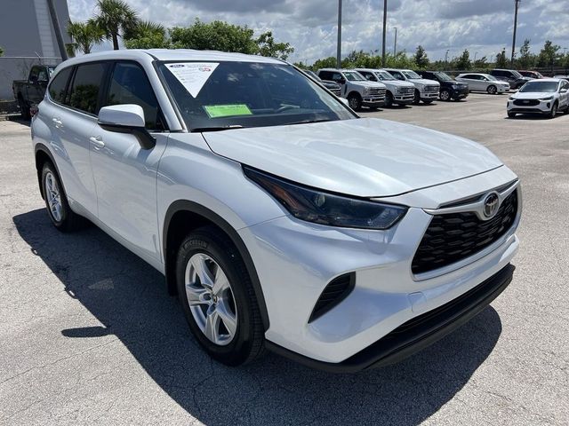 2023 Toyota Highlander L