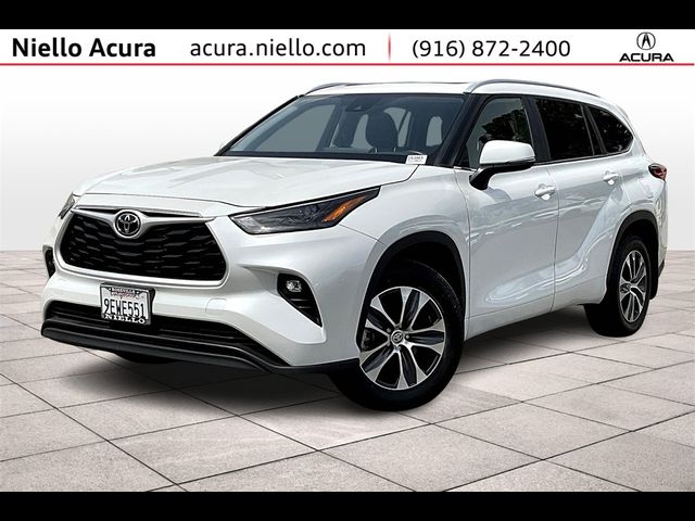 2023 Toyota Highlander L