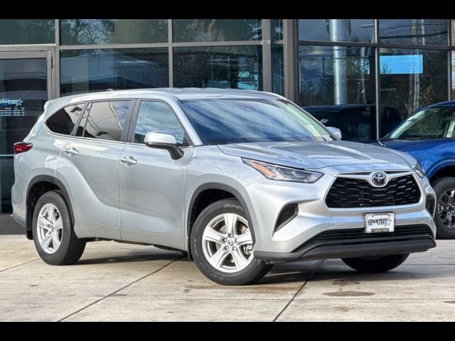 2023 Toyota Highlander L