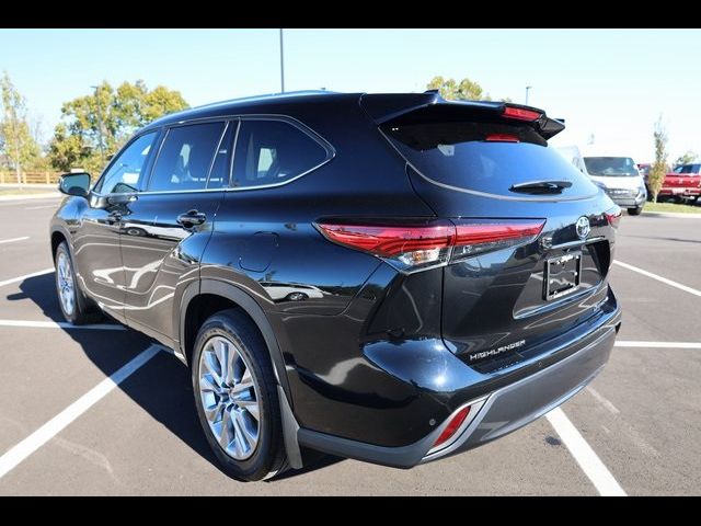 2023 Toyota Highlander L