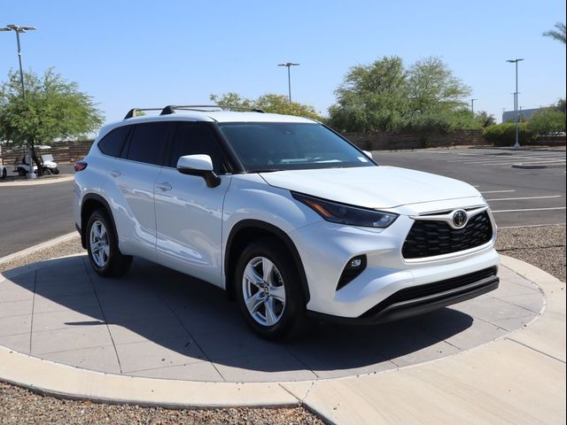 2023 Toyota Highlander LE