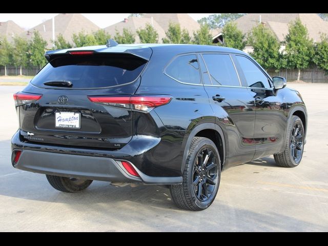 2023 Toyota Highlander LE