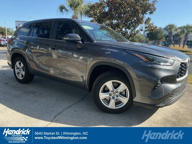 2023 Toyota Highlander LE