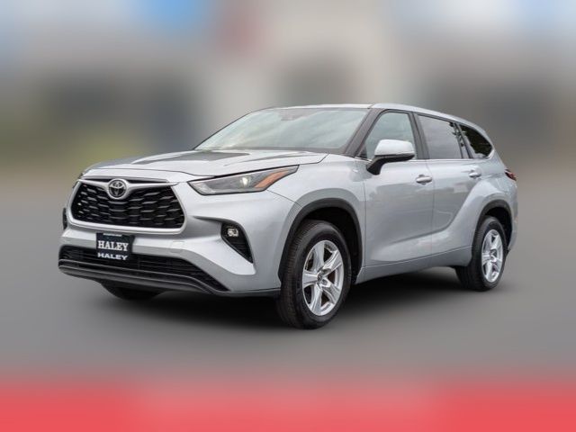 2023 Toyota Highlander LE